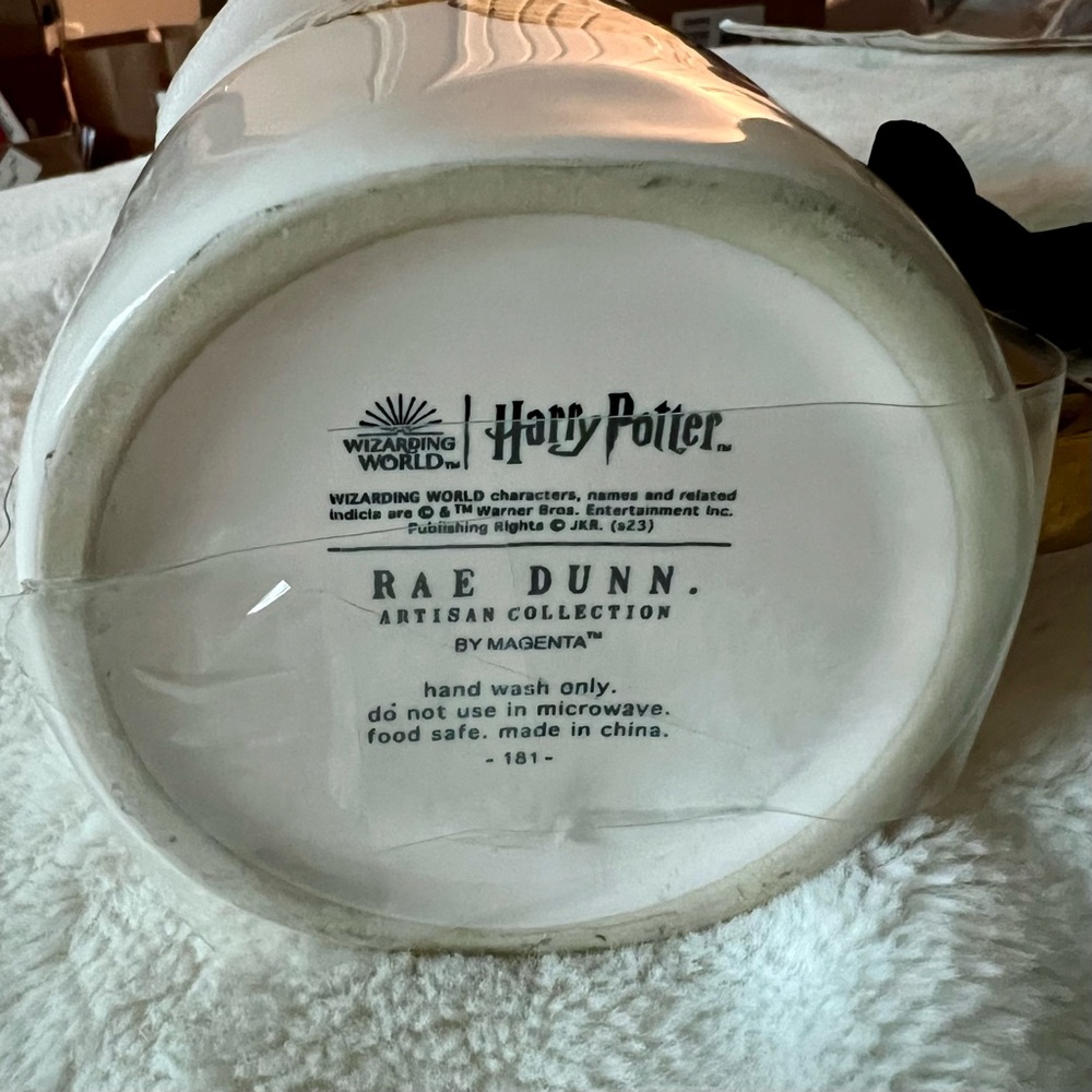 HTF Rae Dunn Harry Potter The Golden Snitch Mug Set NWT - Picture 7 of 9